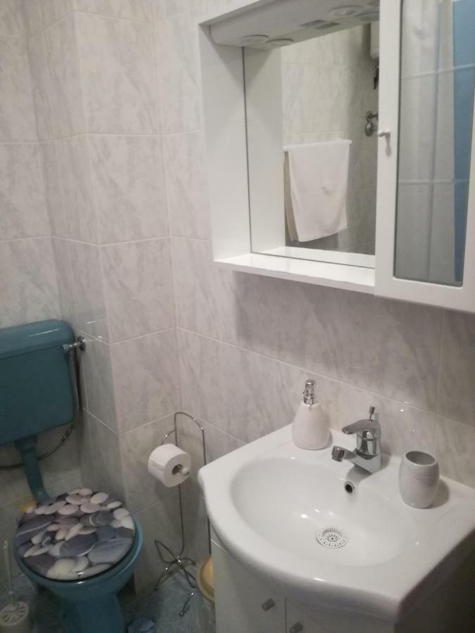 Apartments Lea Подстрана Екстер'єр фото