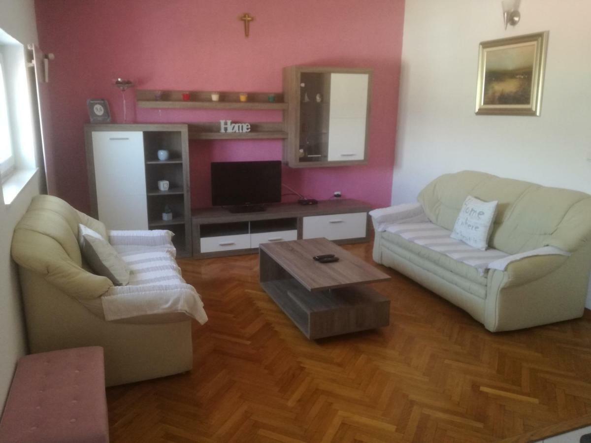 Apartments Lea Подстрана Екстер'єр фото
