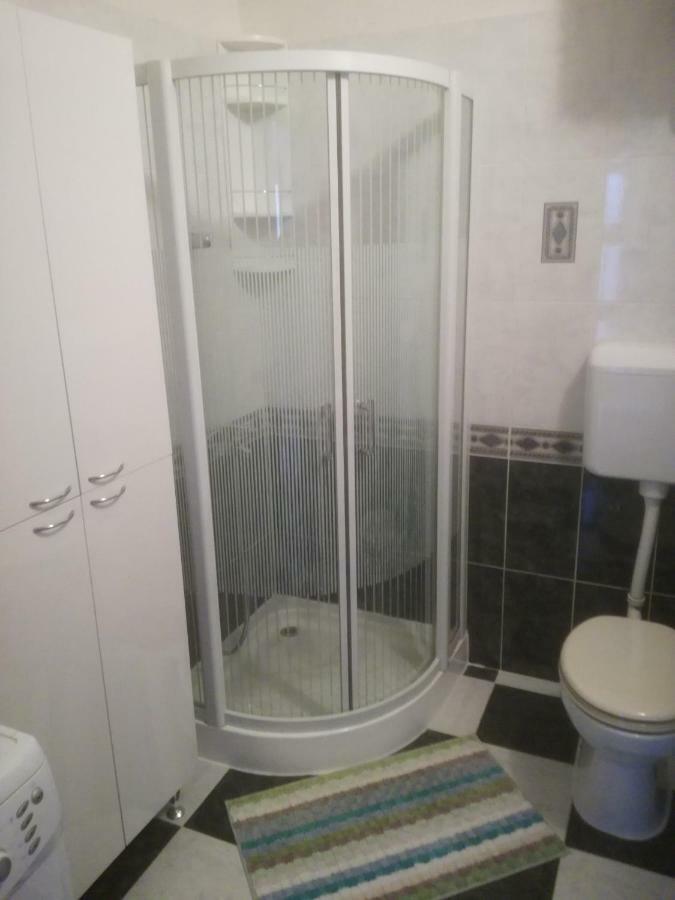 Apartments Lea Подстрана Екстер'єр фото