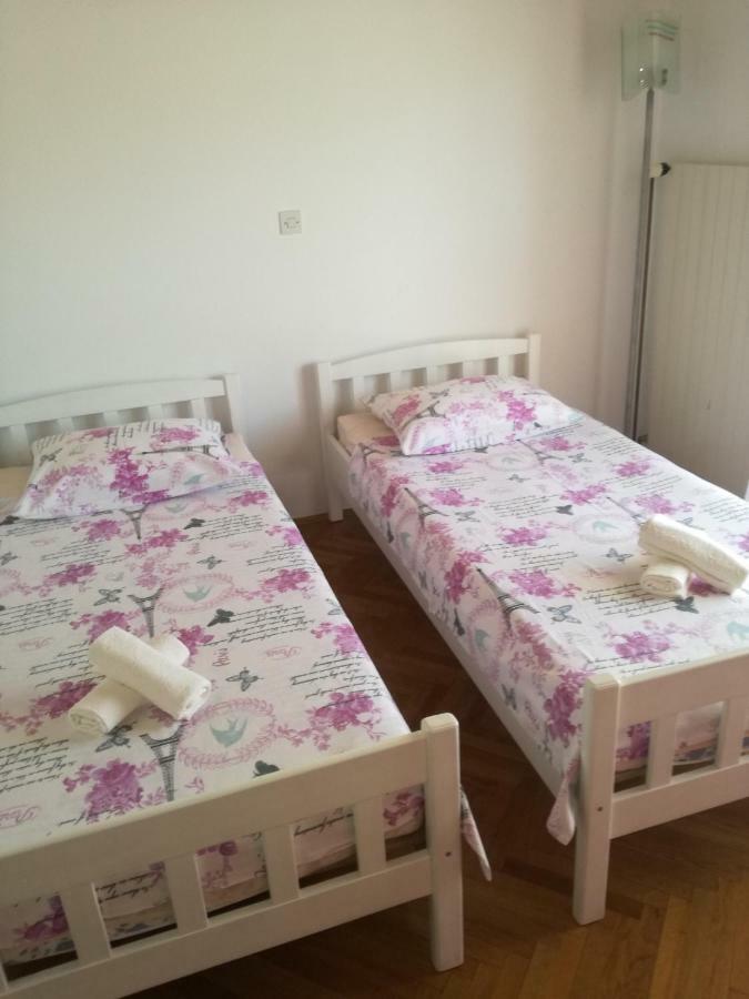 Apartments Lea Подстрана Екстер'єр фото
