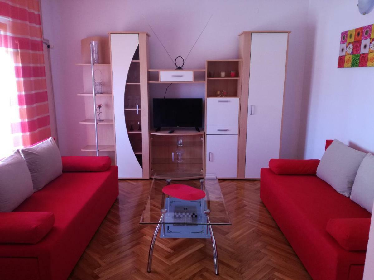 Apartments Lea Подстрана Екстер'єр фото